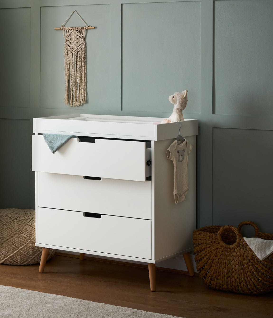 Obaby Maya Changing Unit - White with Natural