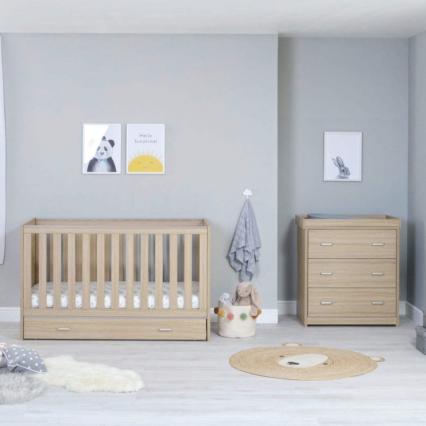 Babymore Veni 2 Piece Nursery Room Set with Drawer - Oak