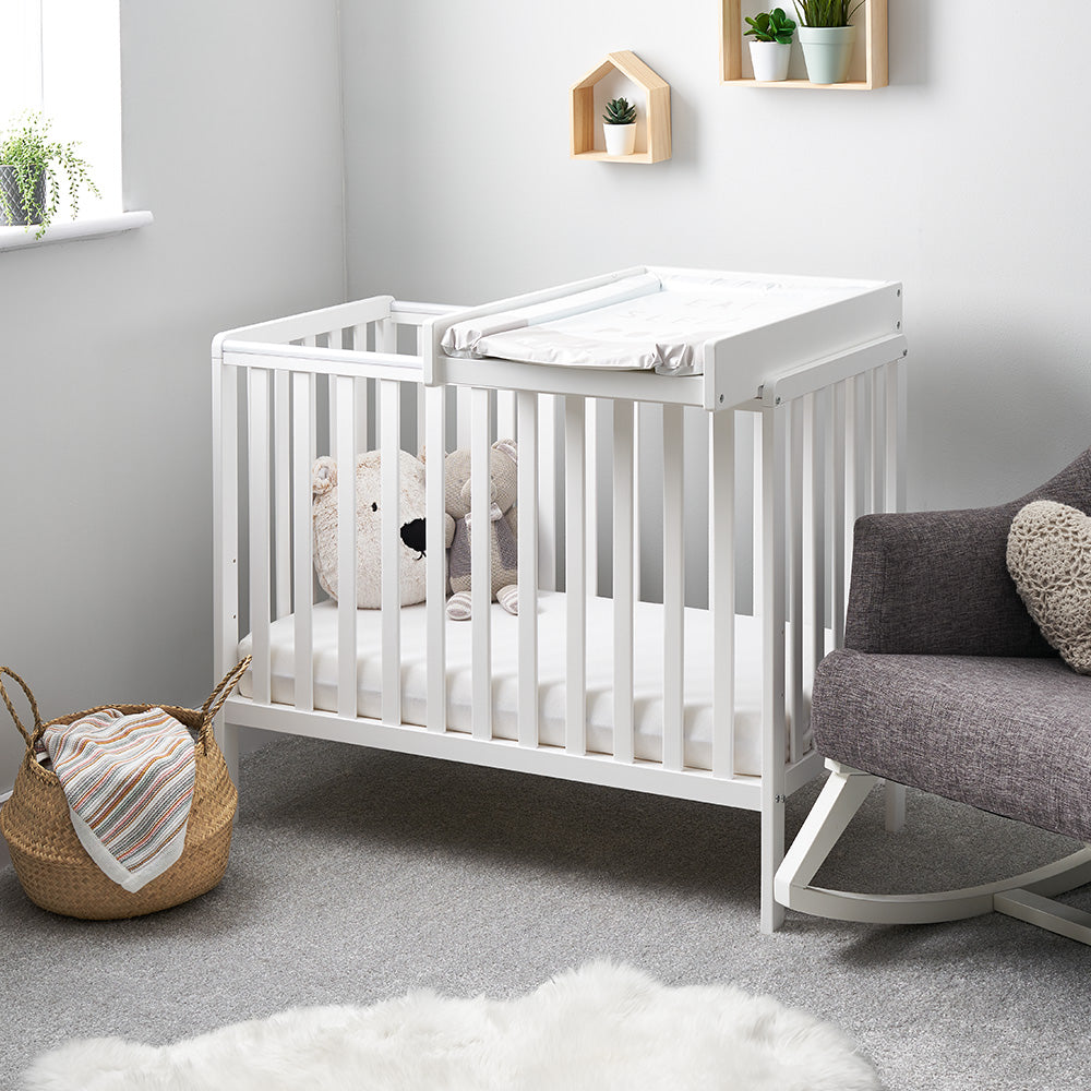 Obaby Bantam Space Saver Cot & Cot Top Changer - White