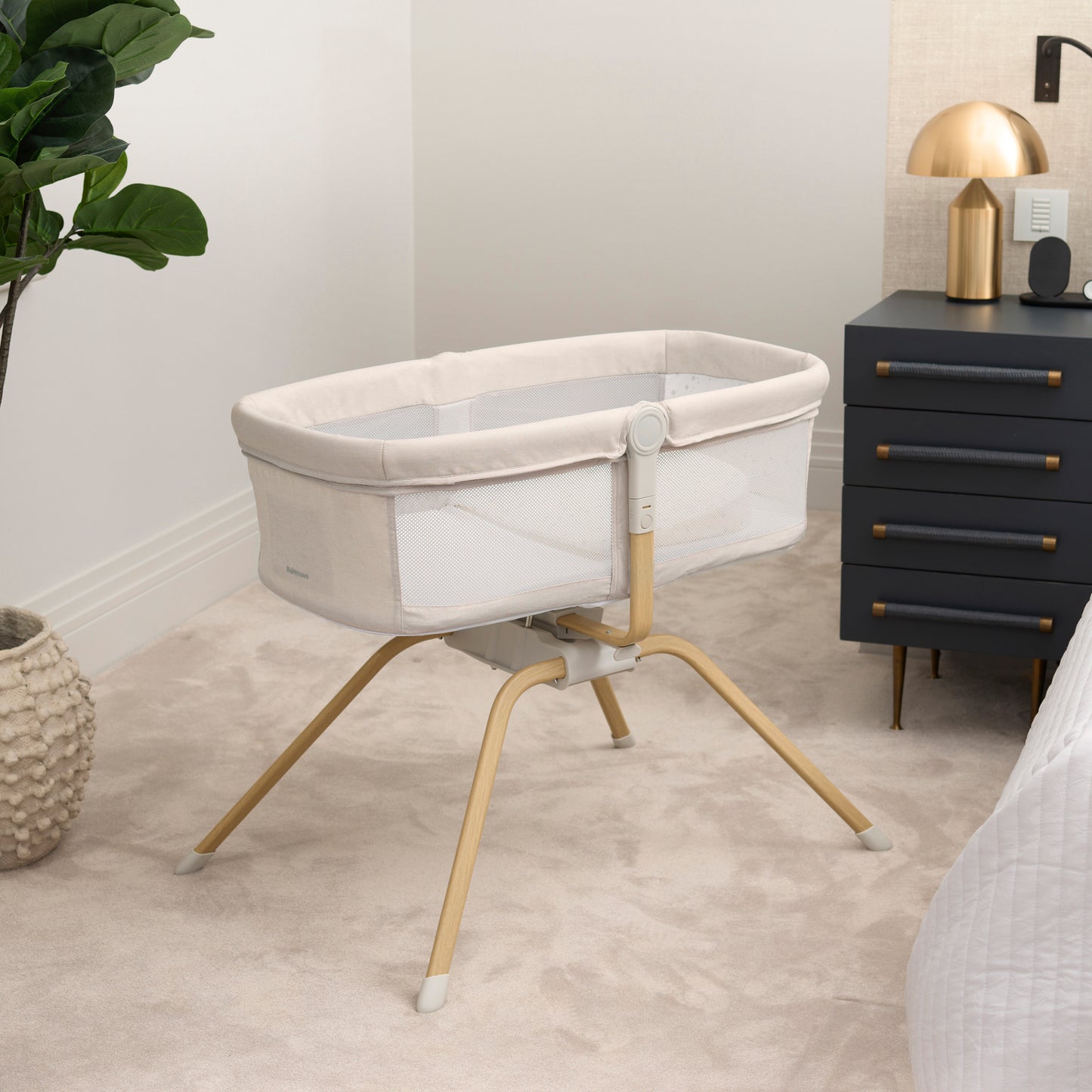 Babymore Air Motion Gliding Crib - Cream