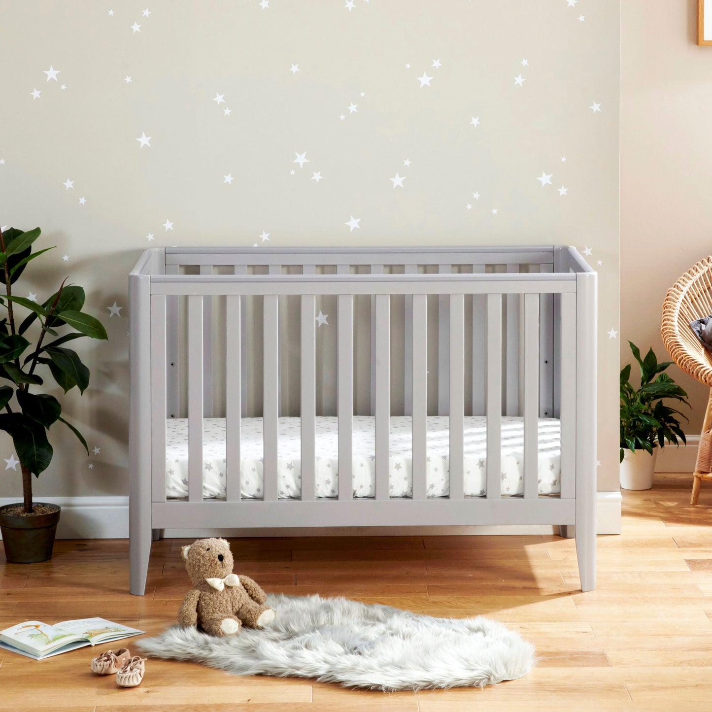 Babymore Iris Cot Bed – Grey