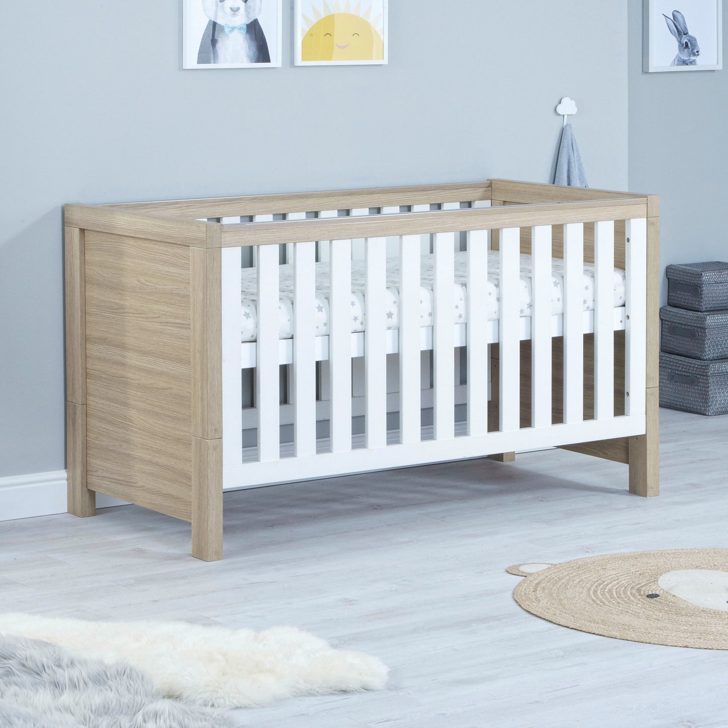 Babymore Luno Cot Bed - White Oak