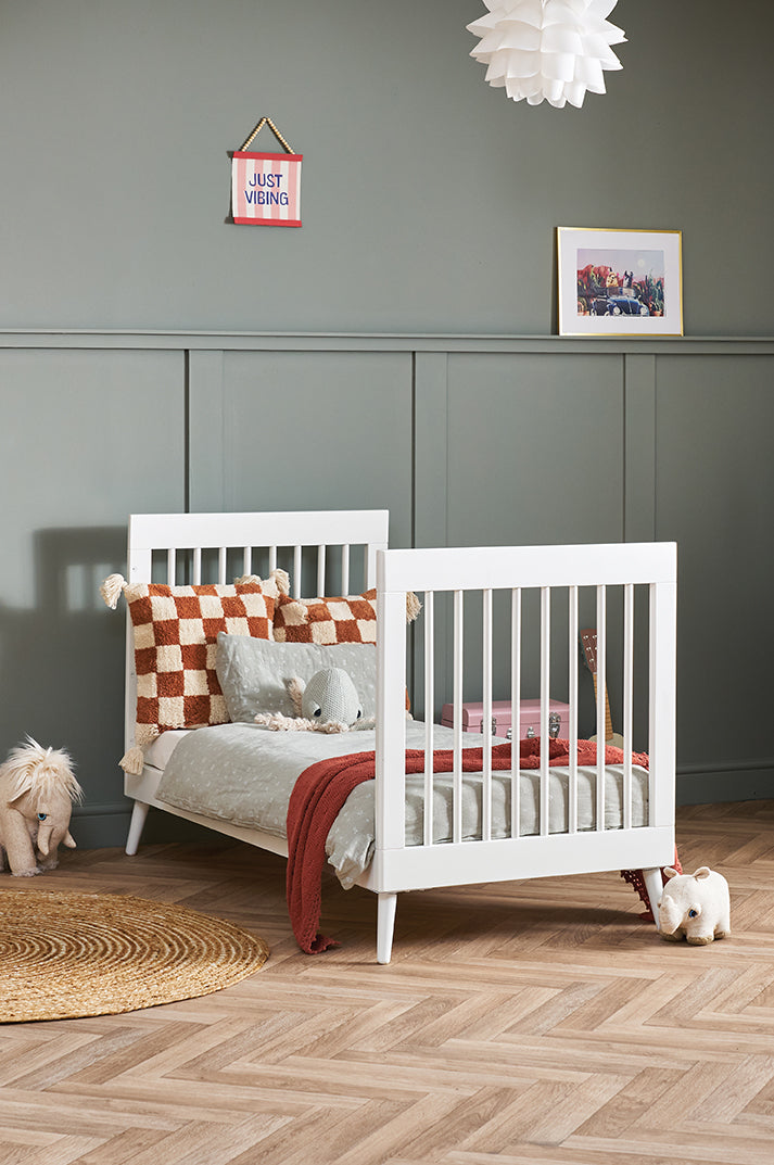 Obaby Maya Cot Bed - Nordic White