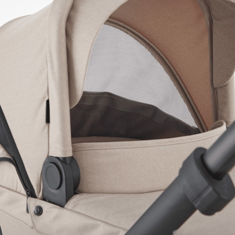 Mutsy Nio Bundle Cosmic sand 9 Aton B2 and Base, Stroller frame,seat,carrycot, Footmuff, Changing Bag, car seat adaptors