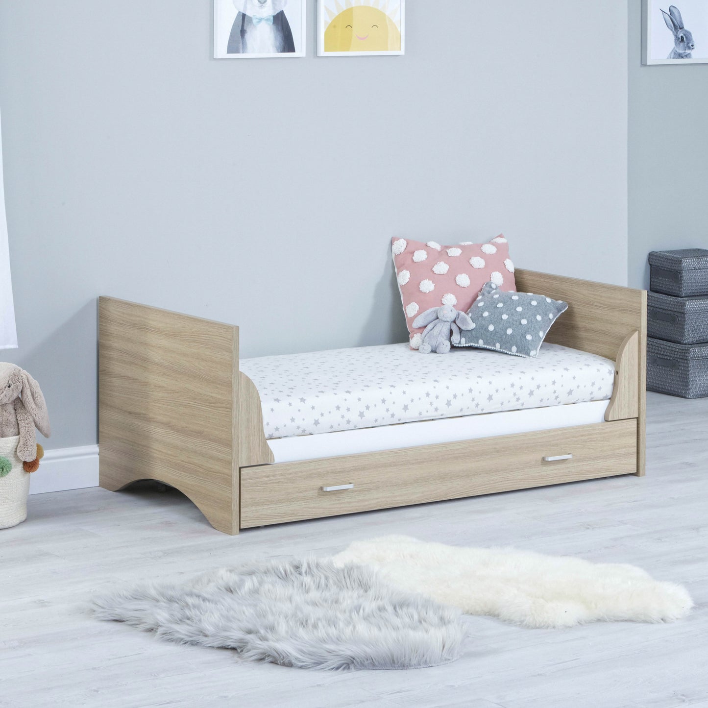 Babymore Veni Cot Bed with Drawer - White Oak